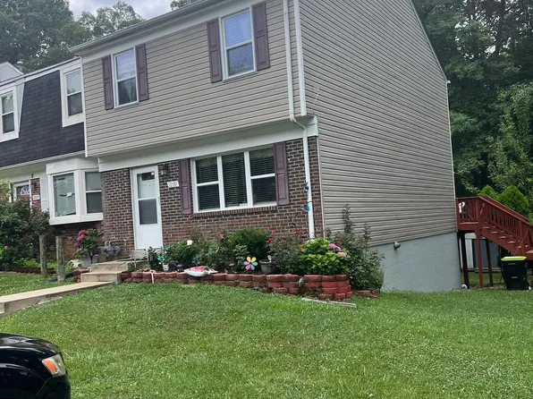 1200 Thomas Jefferson Pl, Fredericksburg, VA 22405