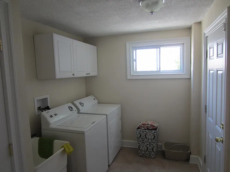 1654 Holmden Ave #DOWN — Photo 10