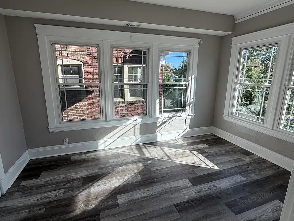12962 Clifton Blvd #5