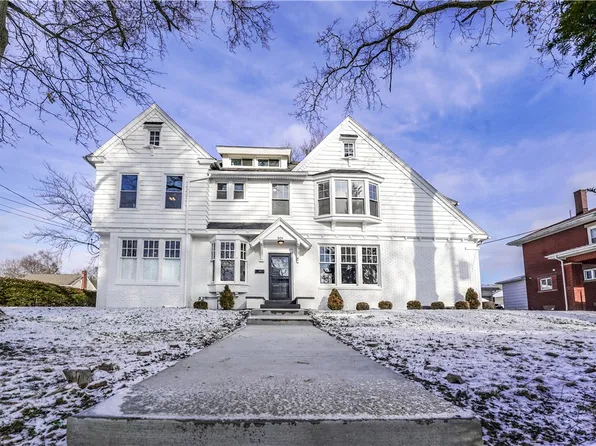 301 E Fairfield Ave, New Castle, PA 16105
