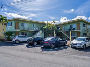 17190 S Glades Dr #5, Miami, FL 33162