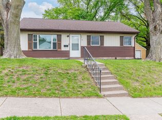2318 N Sturdevant St, Davenport, IA 52804