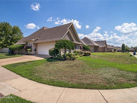 2nd image of 10003 Loveland Ct