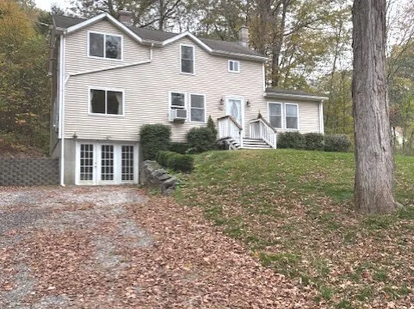 73 Norfolk Road, Winchester, CT 06098