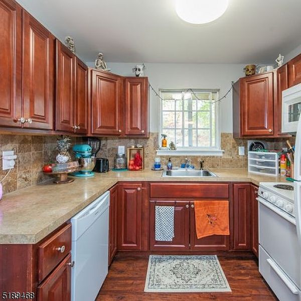 1st image of 29 Paterson Ave #4