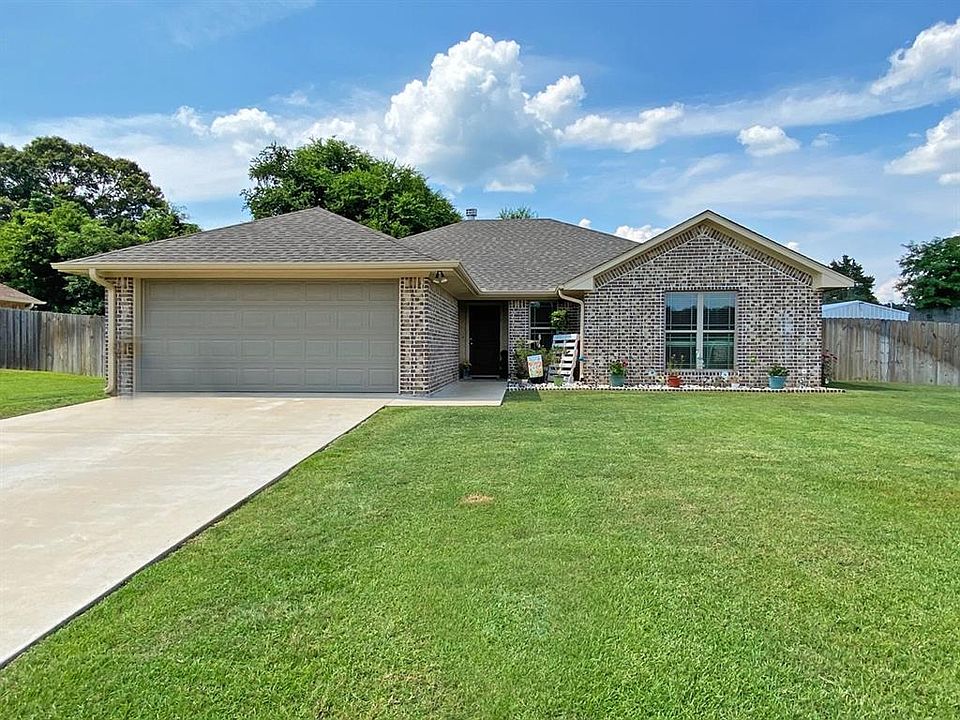 1st image of 530 Kingsway Dr