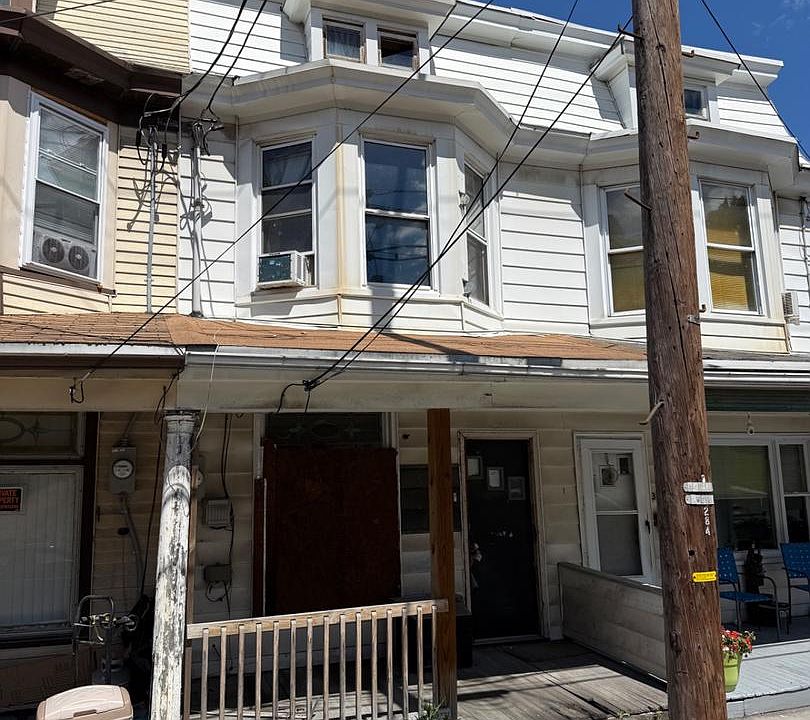 1st image of 315 Washington St