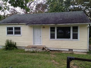 1st image of 805 Andes St