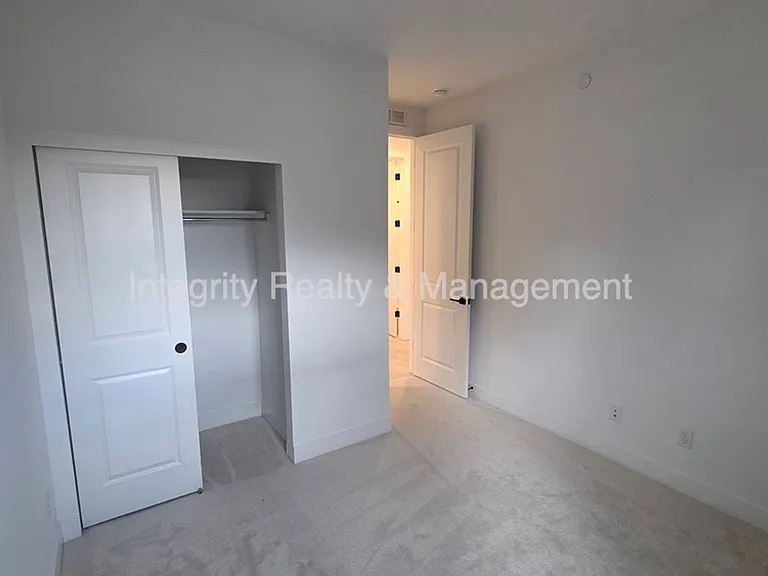 11014 E Hinsdale Cir — Photo 25