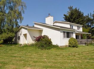 3179 Nelson Ln, Fortuna, CA 95540