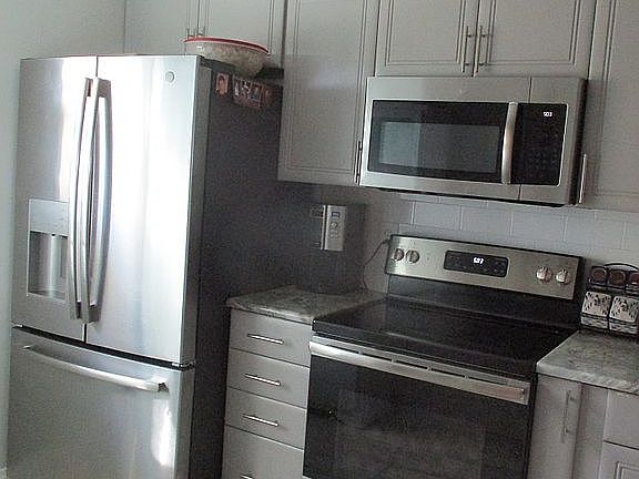 Kitchen with new appliances 
