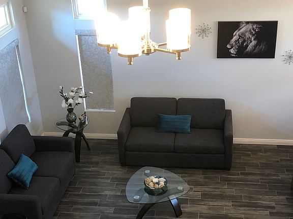 4th image of 1482 Sarona Ct