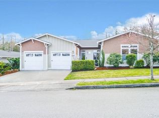 1909 27th Pl, Anacortes, WA 98221