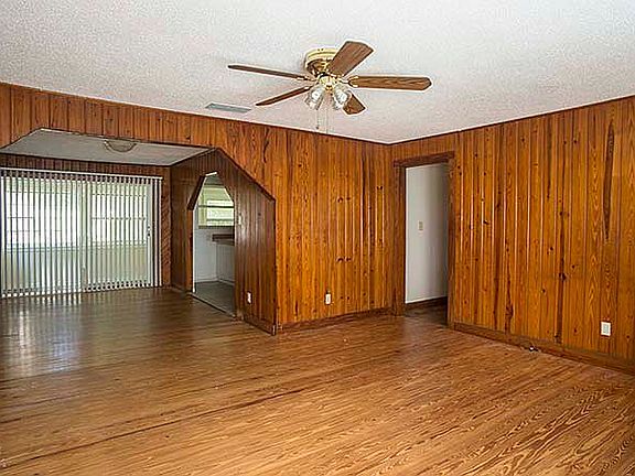 Living/Dining Rooms