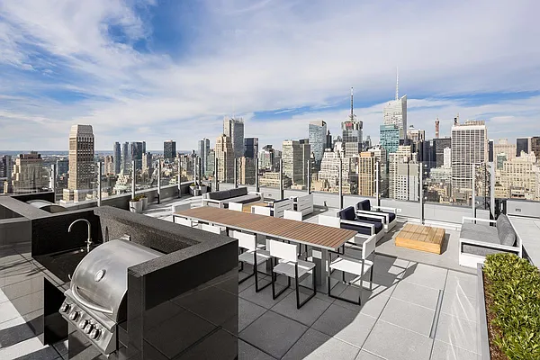 Rented by Torkian Group, LLC | media 21