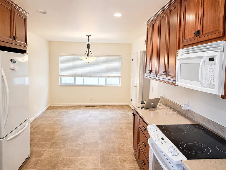 1549 Brenner Way — Photo 8