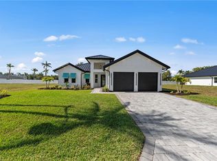 12337 Sweet Kiwi Ln, Fort Myers, FL 33908