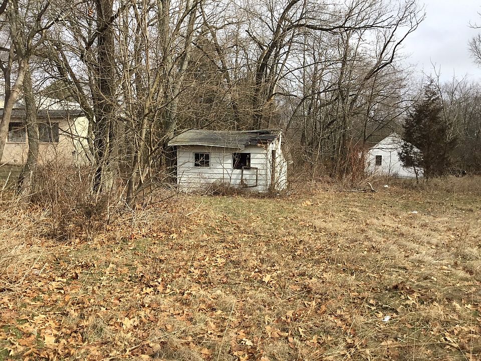 2nd image of 55 Magnolia Rd