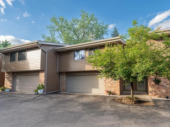 14218 Chestnut Dr, Eden Prairie, MN 55347