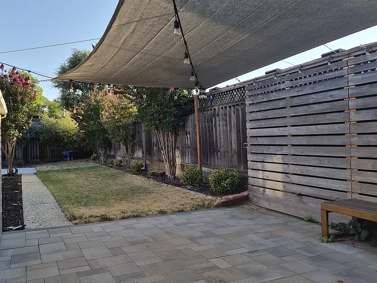 4433 Hendrix Ct — Photo 17
