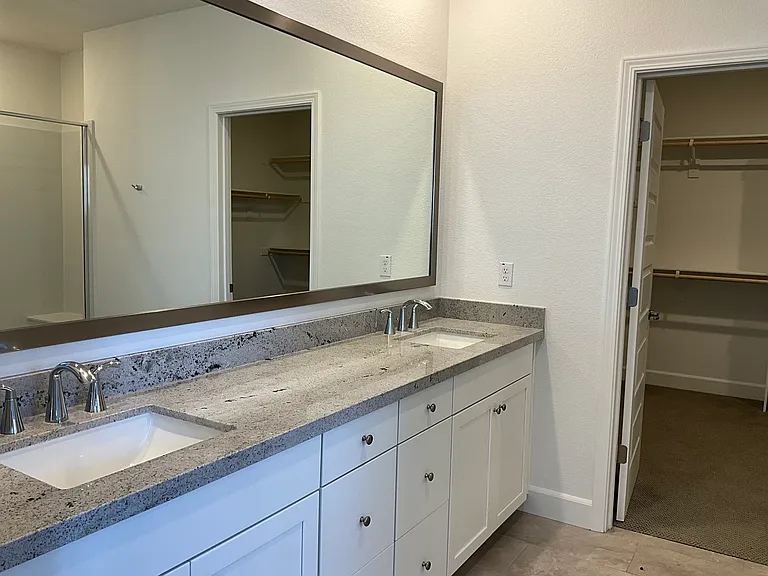 3249 Garibaldi Dr — Photo 17