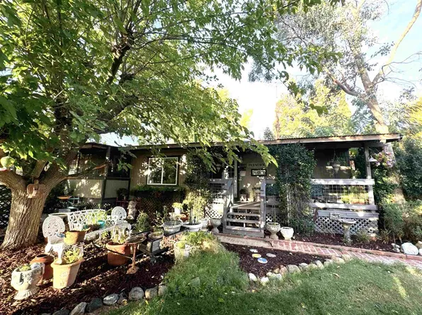18110 Shell Rd, Jamestown, CA 95327