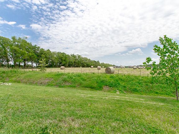 3rd image of 4205 Lufkin Ct