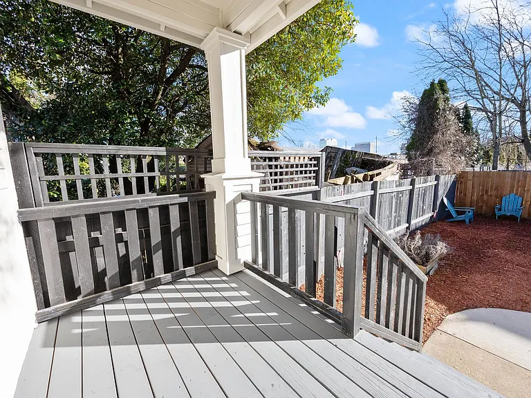 216 NE Tillamook St #A — Photo 46