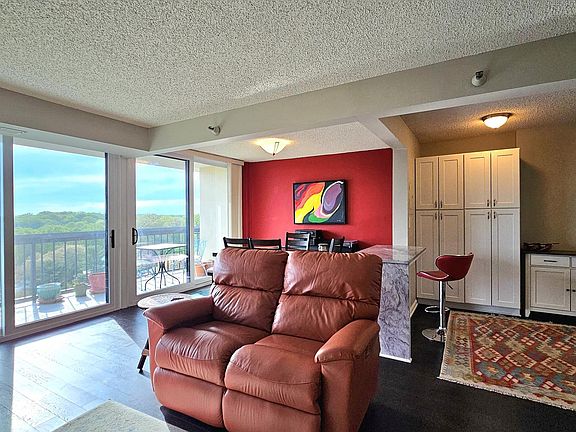 5th image of 7401 Westlake Ter APT 1413