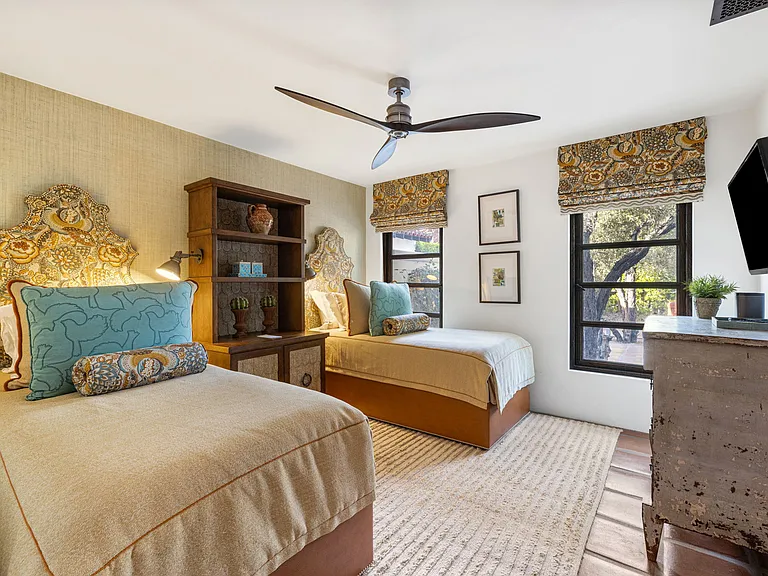 535 N Belardo Rd — Photo 20