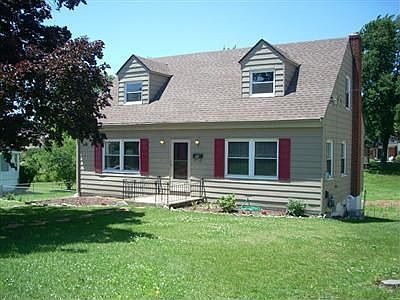 2nd image of 46 Circle Dr