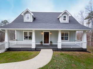 210 NW Georgetown Cir, Cleveland, TN 37312