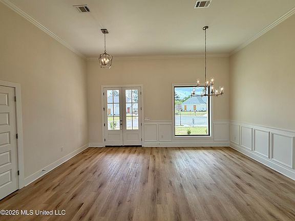 2nd image of 1212 Old Court Xing