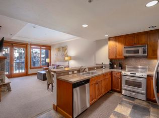 4001 Northstar Dr Unit 205, Truckee, CA