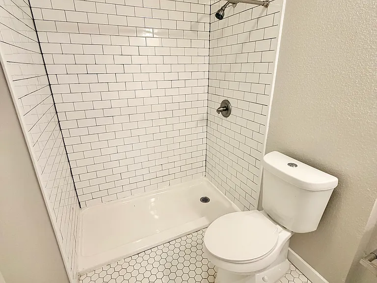 105 Dewitt St — Photo 14