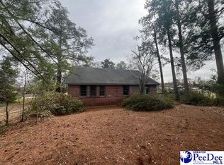 325 Stack Ave, Elloree, SC 29047
