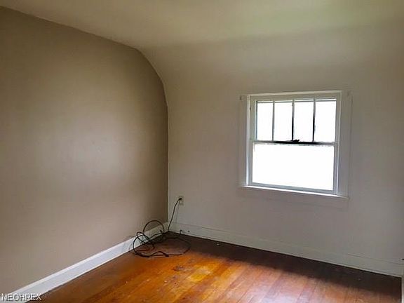 5th image of 524 N Buckeye St