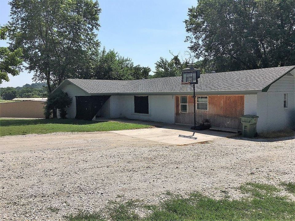 1st image of 1410 E Prairie Creek Dr