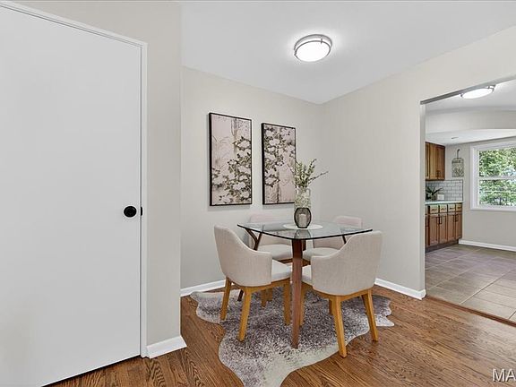 2nd image of 1621 Mowbry Ln