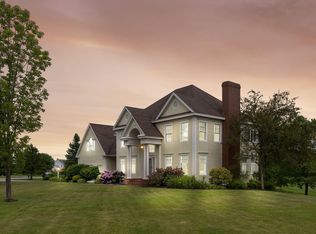 5 Turnberry Dr, Cumberland, ME 04021