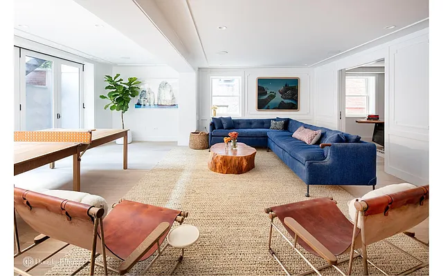 Sold by Douglas Elliman | media 15