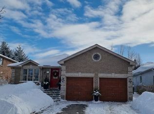 21 Columbia Rd, Barrie, ON L4N8C7