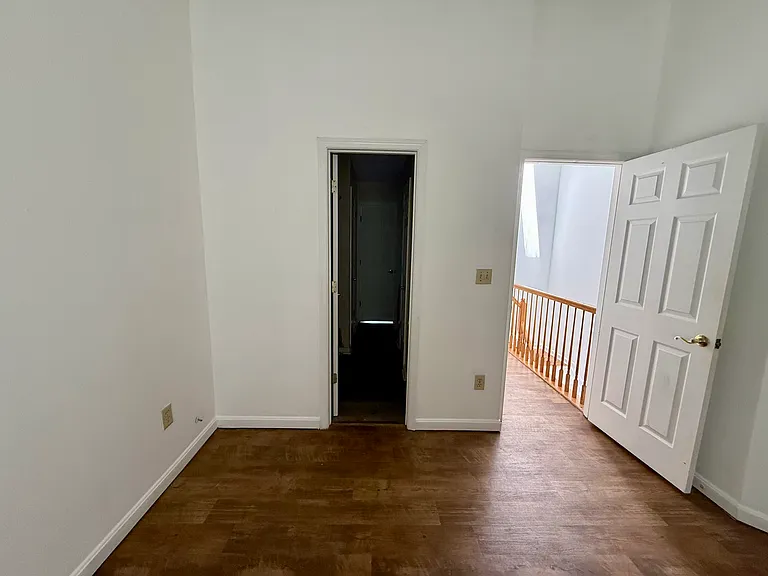 22570 Lower Kells Ln — Photo 11