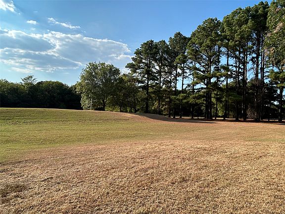 5th image of 859 Bryan Rd