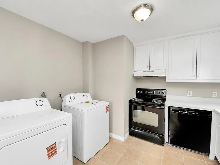 3914 Hoffman St #C — Photo 12