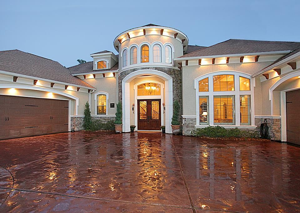 1st image of 286 W Pines Dr