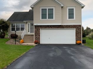 104 White Birch Rd, Port Matilda, PA 16870