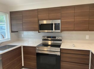 18630 67th Pl NE, Kenmore, WA 98028