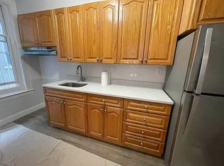 23-36 Crescent St #1, Astoria, NY 11105