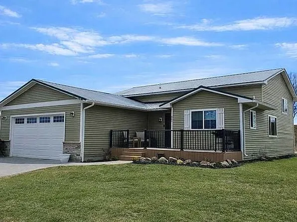 806 Hillside Dr, Estelline, SD 57234